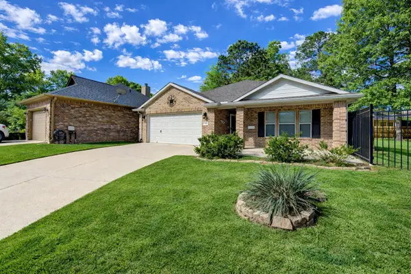 3619 Woodland Lane, Montgomery, TX 77356