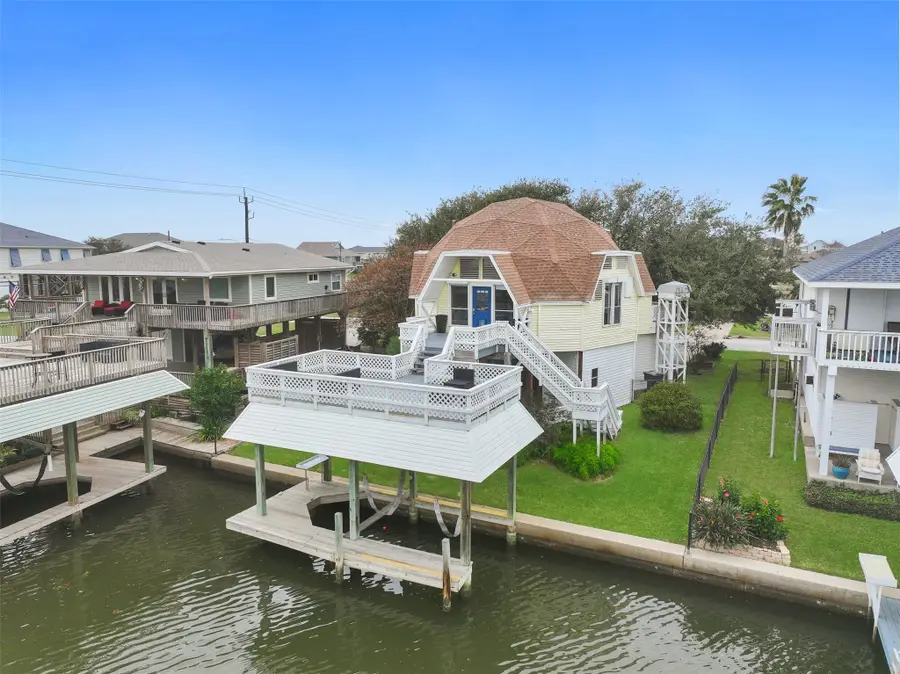12901 E Barcelona, Galveston, TX 77554 - #2