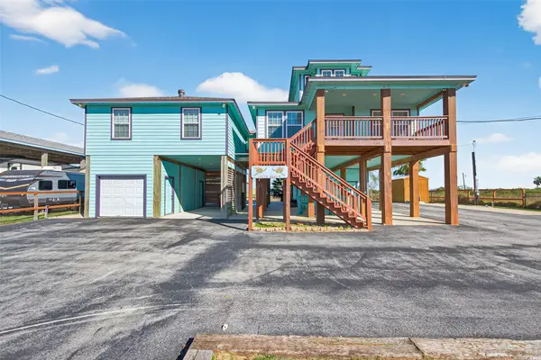 1127 County Road 299, Sargent, TX 77414