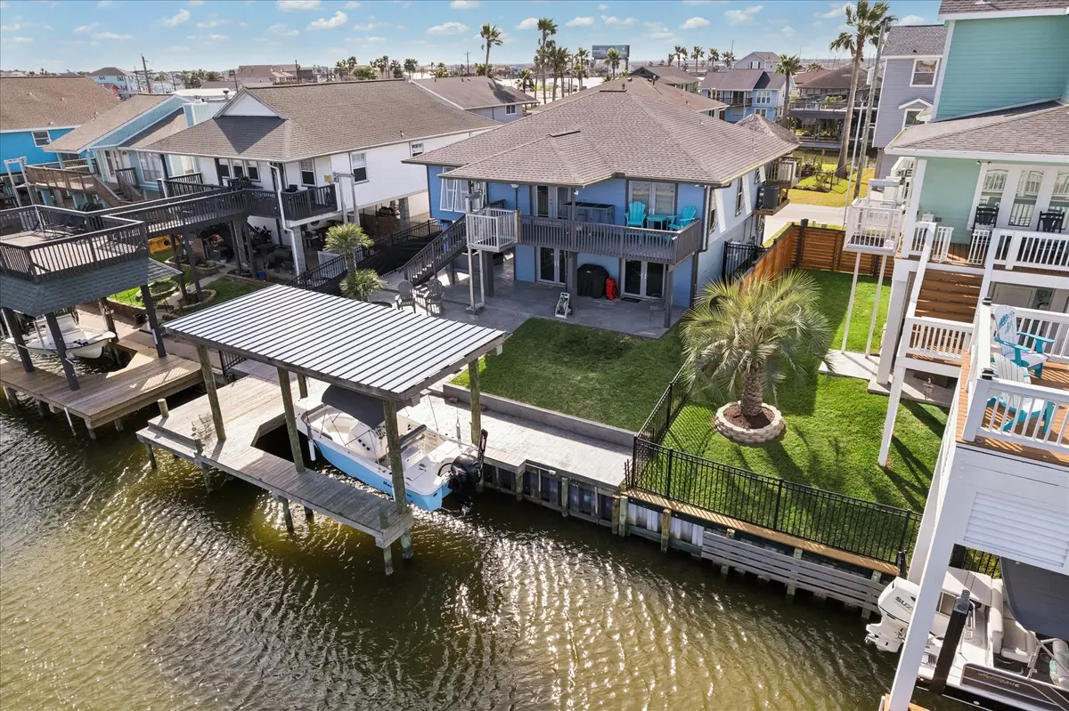 15 S Curlew Street, La Marque, TX 77568 - #1