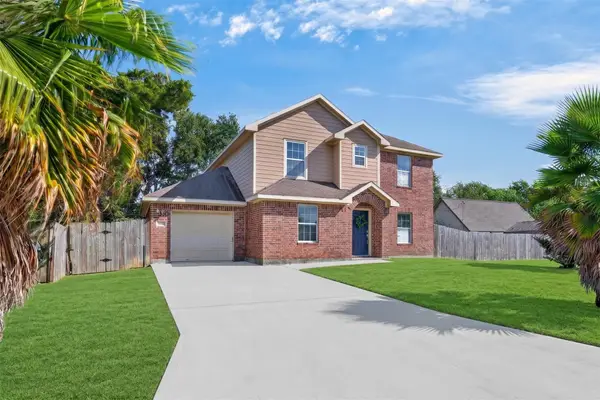 2820 28th Avenue N, Texas City, TX 77590