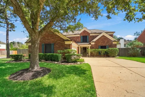 4001 Hazelwood Drive, Pearland, TX 77584