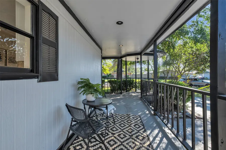 5502 Hewitt Drive, Houston, TX 77092 - Image #2