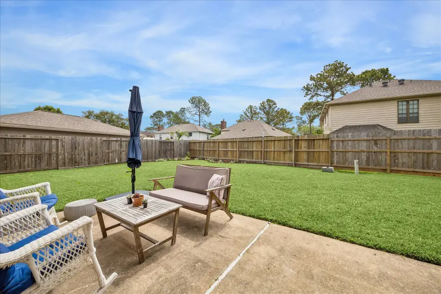 806 Amber Bough Court, Houston, TX 77062 - #2