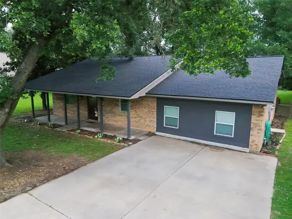 504 Walnut Street, Waller, TX 77484