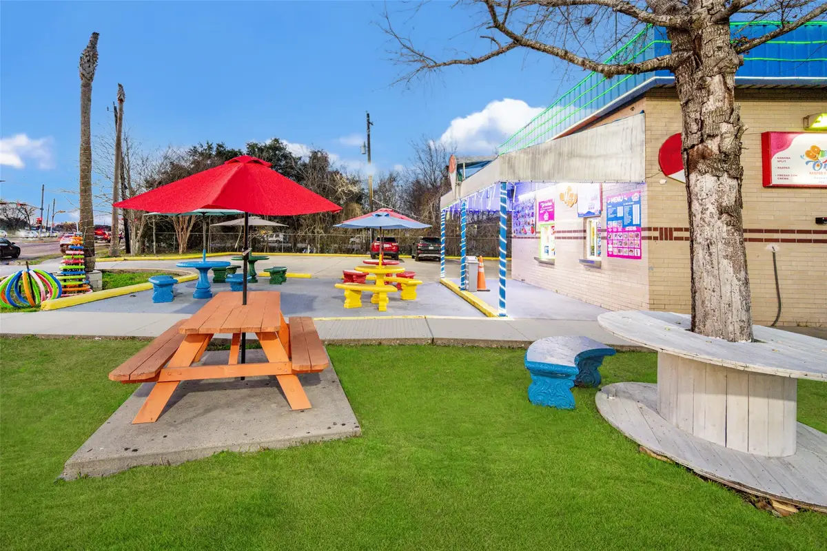 2627 Allen Genoa Road, Pasadena, TX 77502 - Image #1