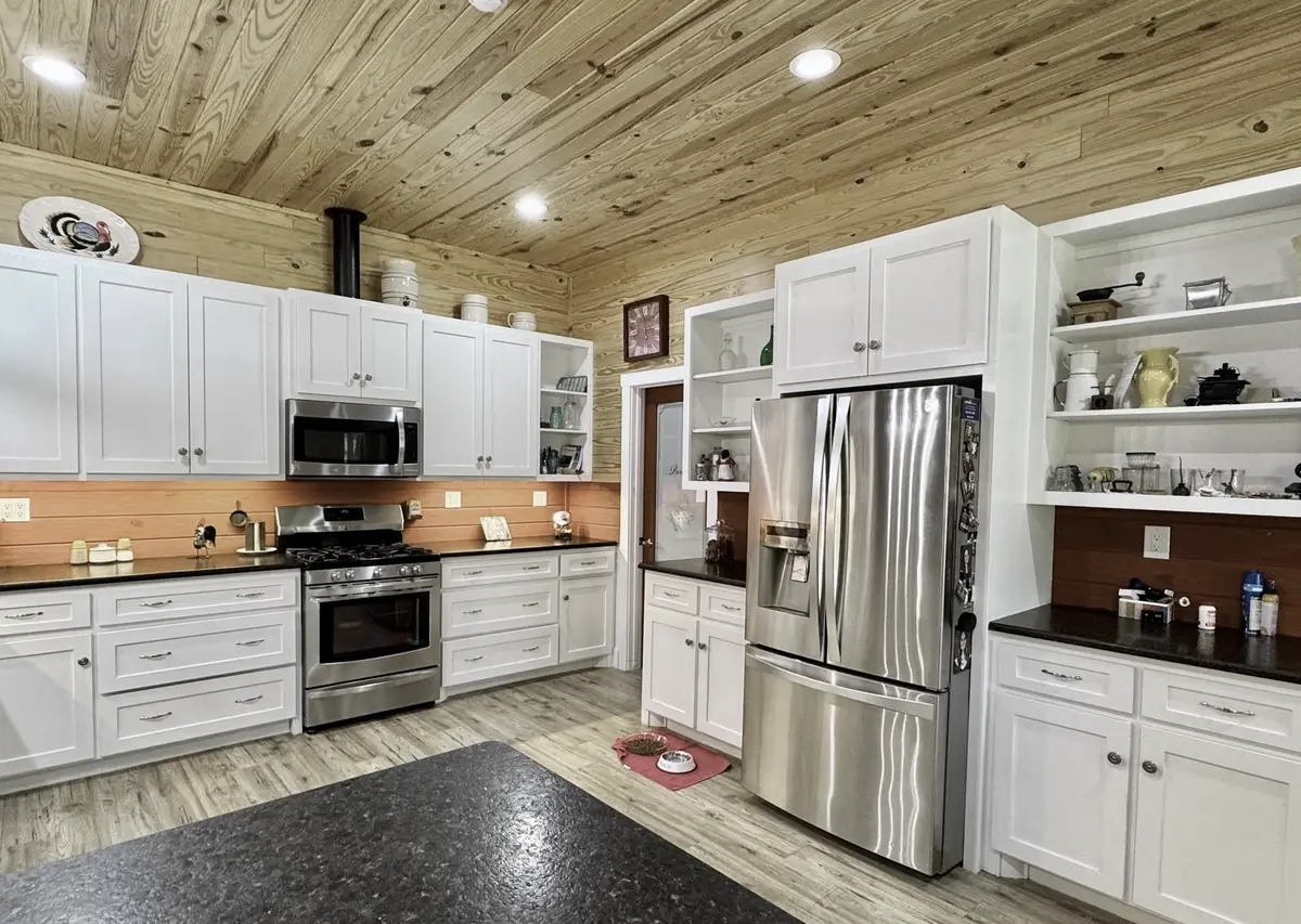 17 Mosley Lane, Huntsville, TX 77320 - #1