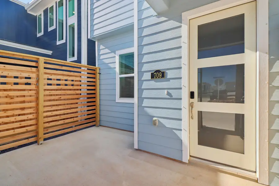 709 Topwater Trail, Kemah, TX 77565 - Image #2