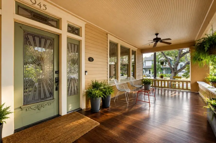 945 Harvard Street, Houston, TX 77008 - #2