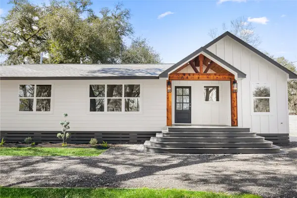 925 County Road 737b, Alvin, TX 77511