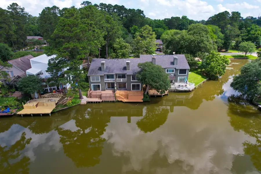 206 Waters Edge, Huntsville, TX 77340 - #2