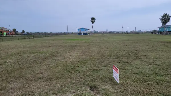 4003 2nd Street, Galveston, TX 77554