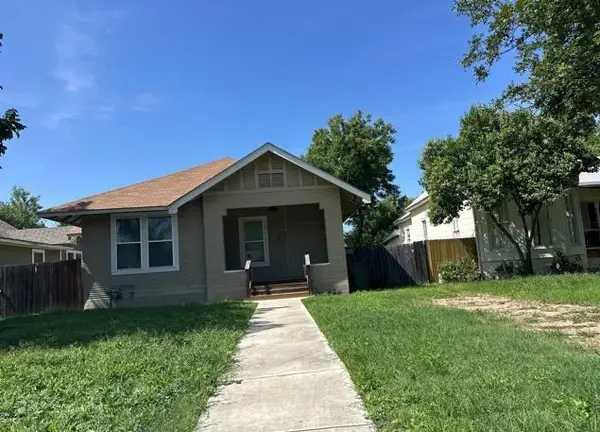 1815 W Woodlawn Avenue, San Antonio, TX 78201
