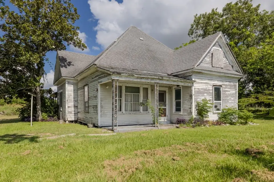 23378 State Highway 35 S, Palacios, TX 77465 - #1