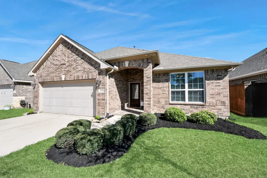 30114 Cascading Brook Way, Brookshire, TX 77423 - #2