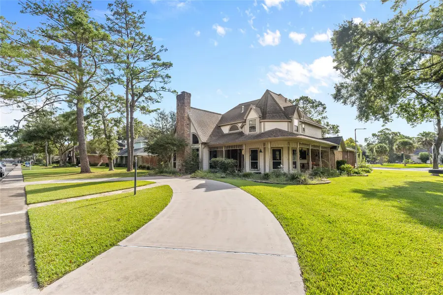 600 Nottingham Lane, Dickinson, TX 77539 - #2