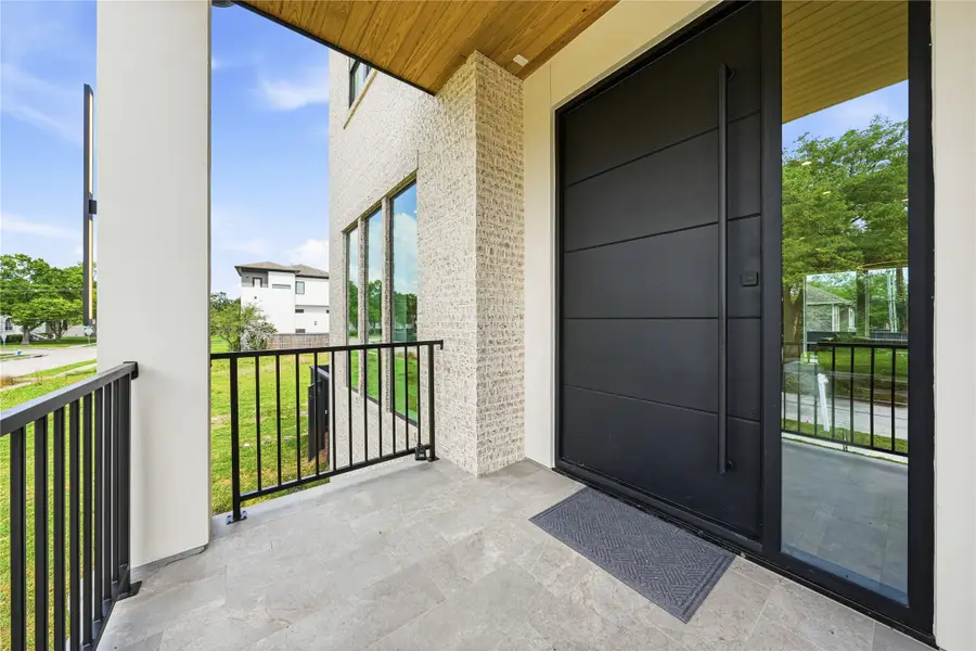 5011 Glenmeadow Drive, Houston, TX 77096 - #2