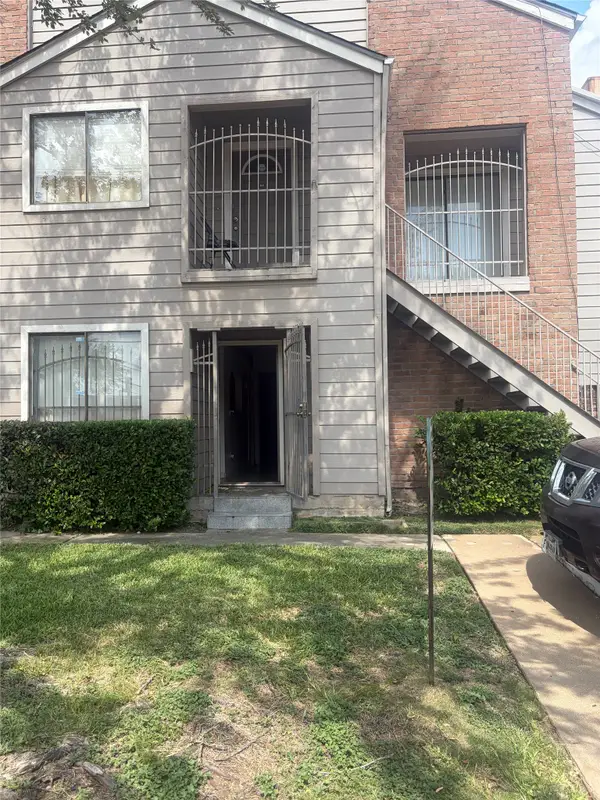 6701 Sands Point Drive #63, Houston, TX 77074