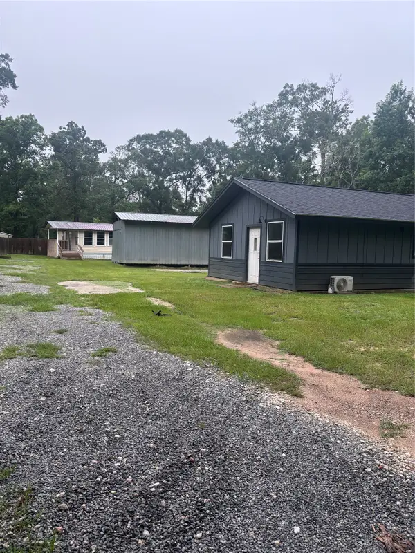 505 and 501 Hawkins, Livingston, TX 77351