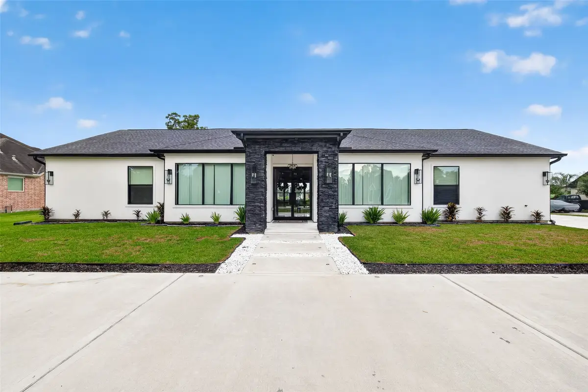 3227 River Bend Dr, Rosenberg, TX 77471 - #1