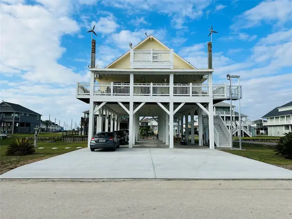 2599 Breaker Drive, Port Bolivar, TX 77650