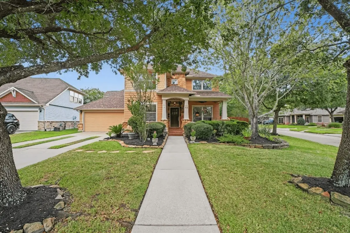 62 W Tapestry Park Circle, The Woodlands, TX 77381 - #1