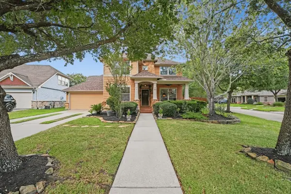 62 W Tapestry Park Circle, The Woodlands, TX 77381