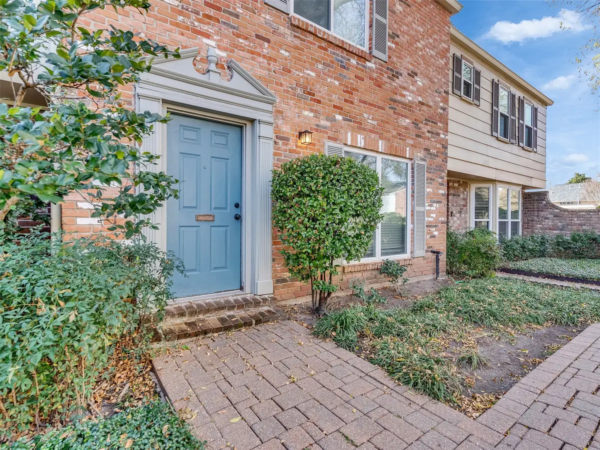 6455 Burgoyne Road #28, Houston, TX 77057 - Image #1