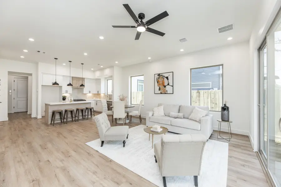 311 E 34th Street #A, Houston, TX 77018 - #2