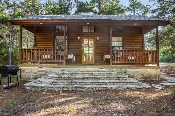 174 Highland Trail, La Grange, TX 78945