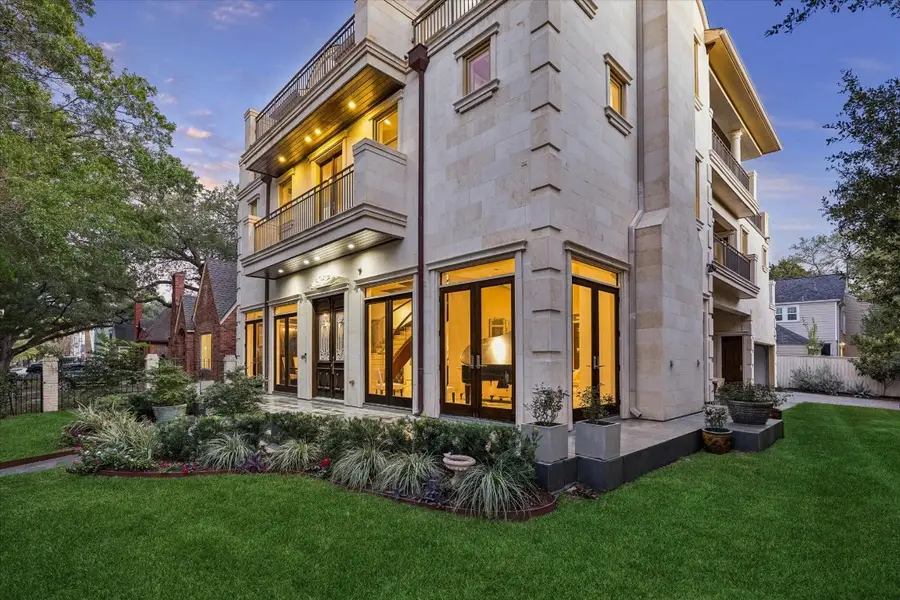 2247 Bartlett Street, Houston, TX 77098 - #2