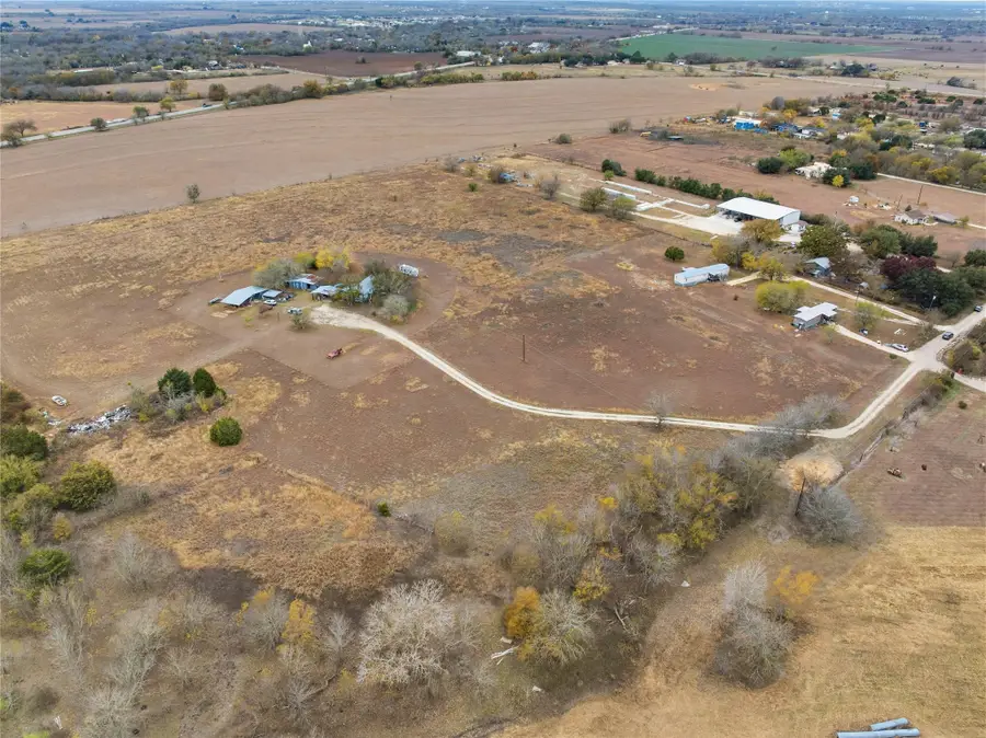 498 Greenhouse Road, Martindale, TX 78655 - Image #3