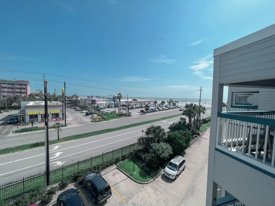 6102 Seawall Boulevard #321, Galveston, TX 77551 - #3