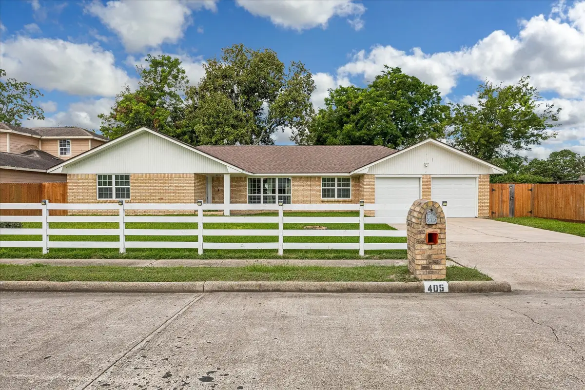 405 N Fulton Street, Texas City, TX 77591 - #1
