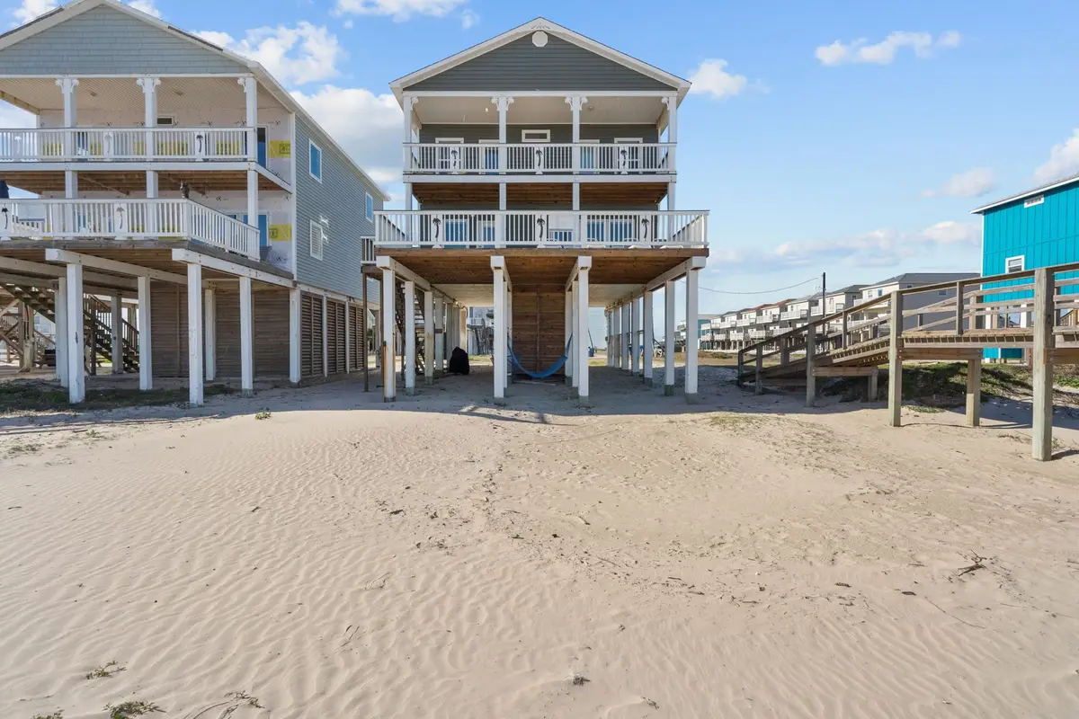 103 W Palm Street, Surfside Beach, TX 77541 - #1