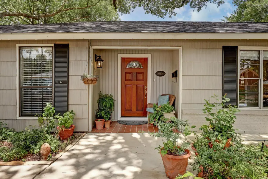 10506 Knoboak Drive, Houston, TX 77043 - Image #2