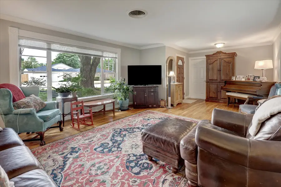 10506 Knoboak Drive, Houston, TX 77043 - Image #3