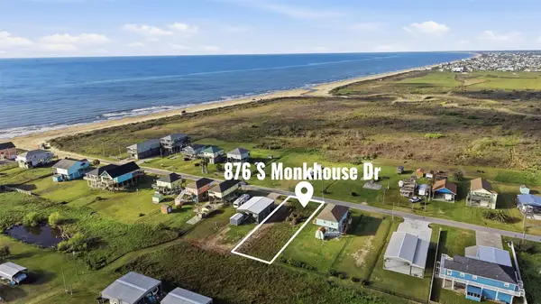 876 S Monkhouse Drive, Crystal Beach, TX 77650