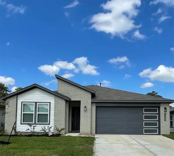 12285 Council Grove Drive, Conroe, TX 77384