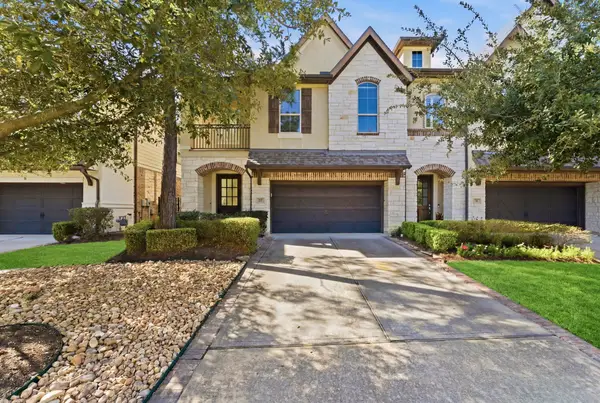 27 Daffodil Meadow Place, Tomball, TX 77375