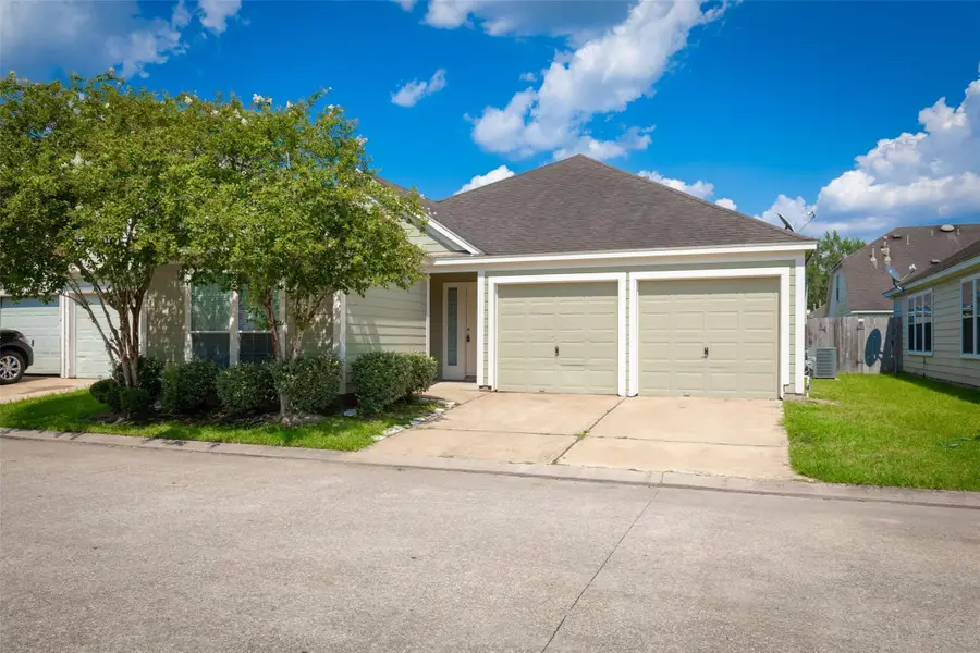 11712 Logan Ridge Drive, Houston, TX 77072 - Image #2