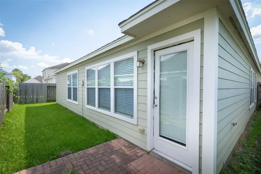 11712 Logan Ridge Drive, Houston, TX 77072 - Image #3