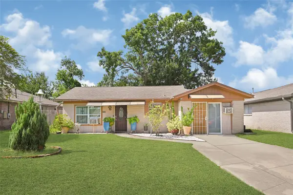 4930 Teton Street, Houston, TX 77033