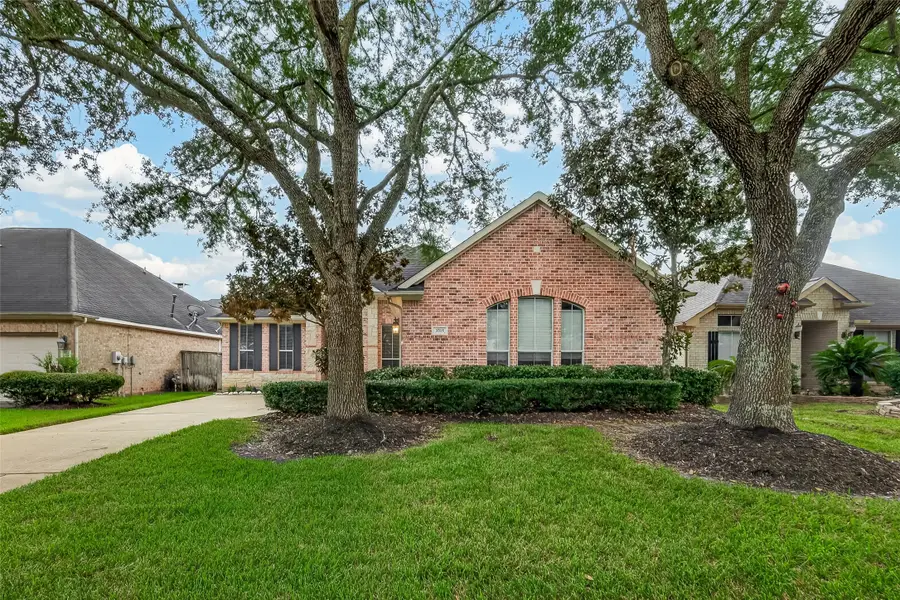 3315 Long Briar Lane, Sugar Land, TX 77498 - #3
