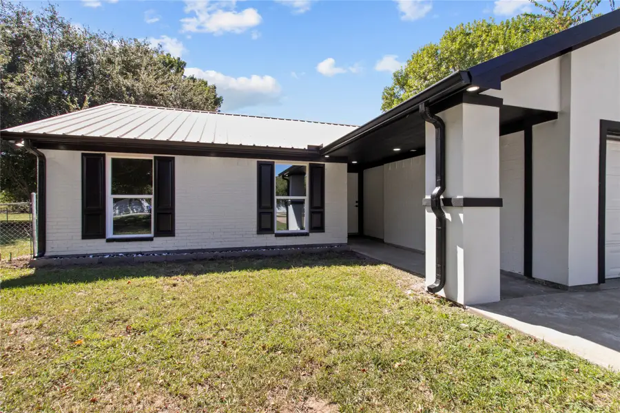 202 County Road 402, Bay City, TX 77414 - Image #2