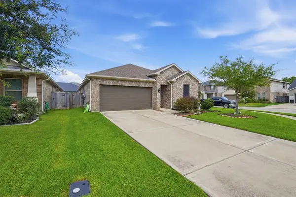 428 Kohls Crest Road, La Porte, TX 77571