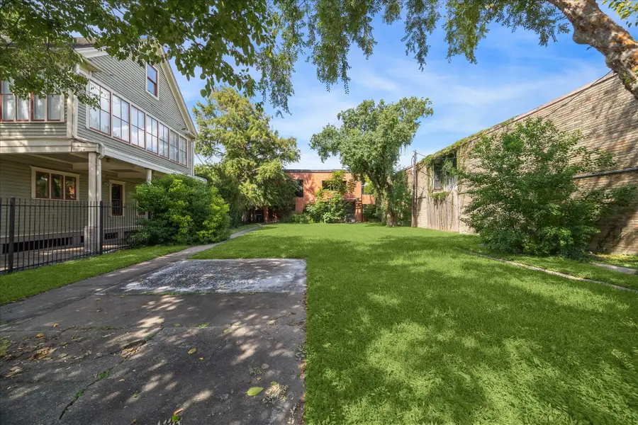 221 Emerson Street, Houston, TX 77006 - #3