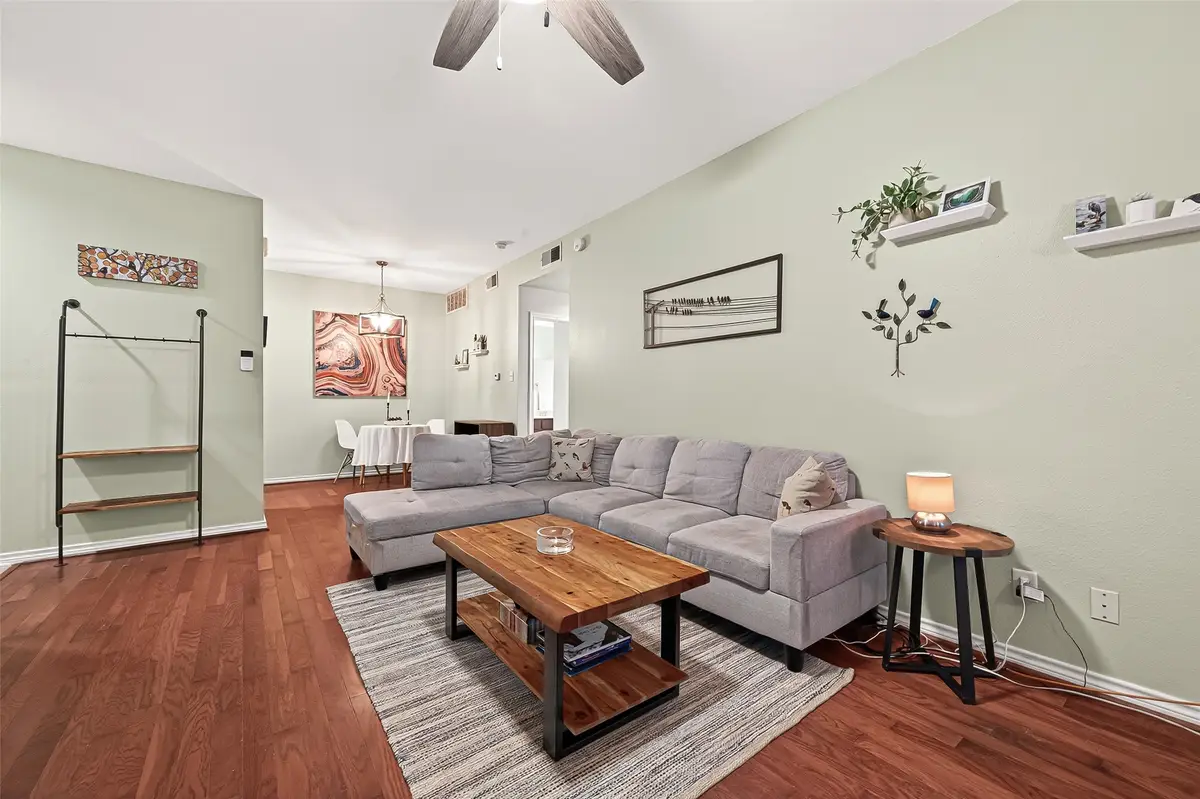 10053 Westpark Drive #289, Houston, TX 77042 - Image #1