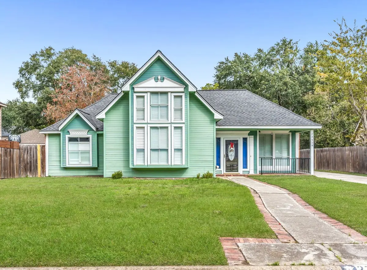 22714 River Birch Dr, Tomball, TX 77375 - Image #1