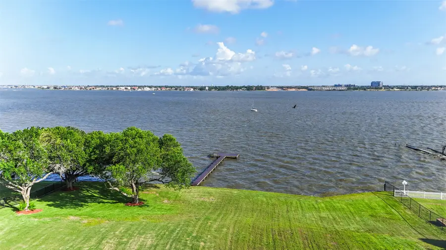 105 Mockingbird Lane, Seabrook, TX 77586 - #2